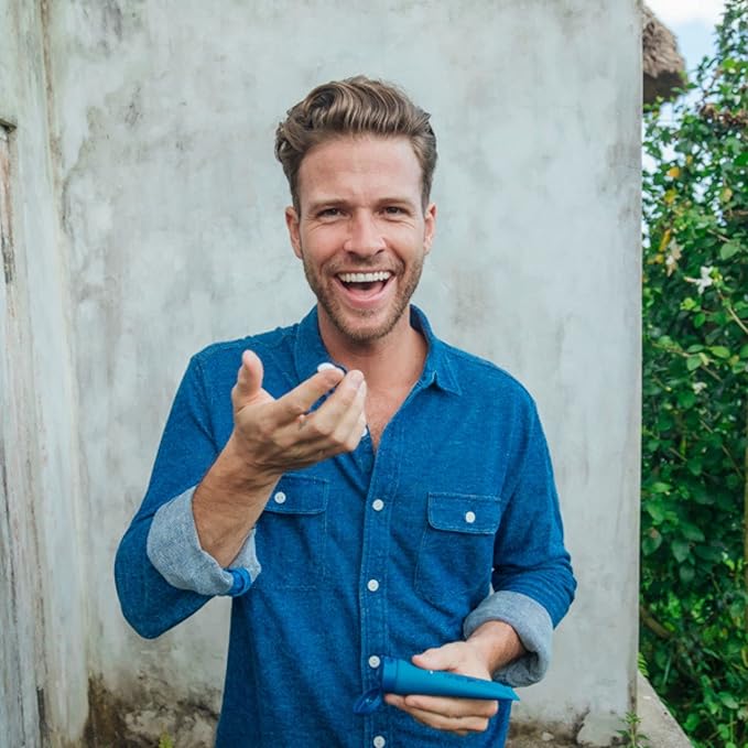 Oars + Alps Men's Skin Care Kit, Gift Set Includes Face Wash, Eye Roller, and Moisturizer, Vegan and Gluten Free, Travel Size & TSA Approved, 3 Items Total