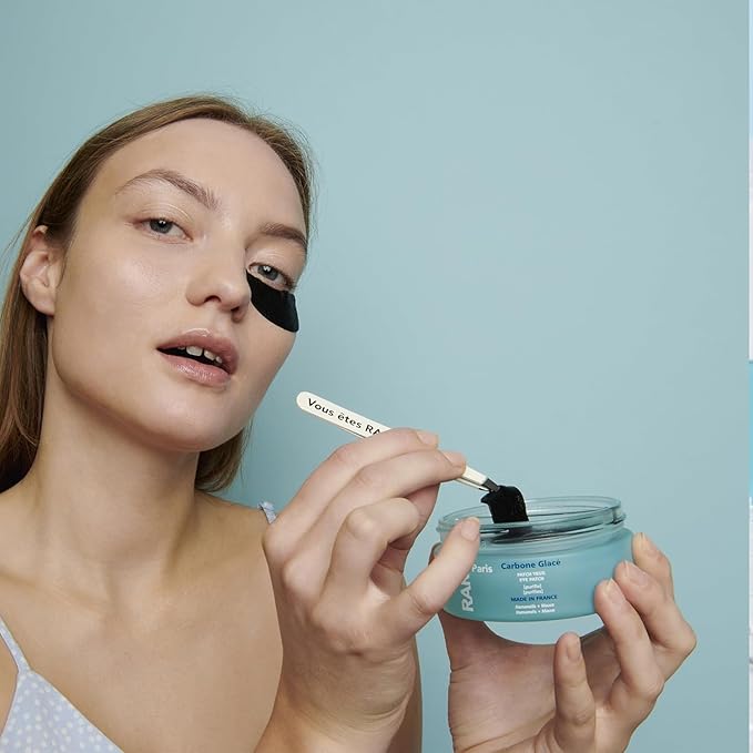 Carbone Glacé - Purifying Carbon Black Under Eye Patches - Cleanses & Tightens - With Hamamelis & Mallow - Purifying, Firming & Revitalizing - Multi-Active Serum Formula - 30 Pairs