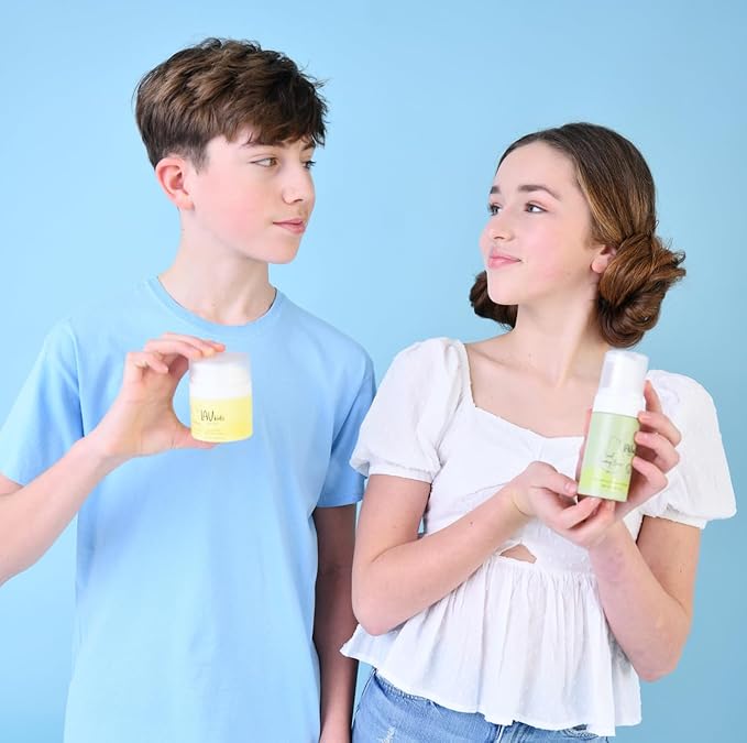 Moisturising Skincare Bundle- Foaming Facial Cleanser 100ml & Face Moisturiser 50ml, Dermatologically Tested, for Sensitive Skin