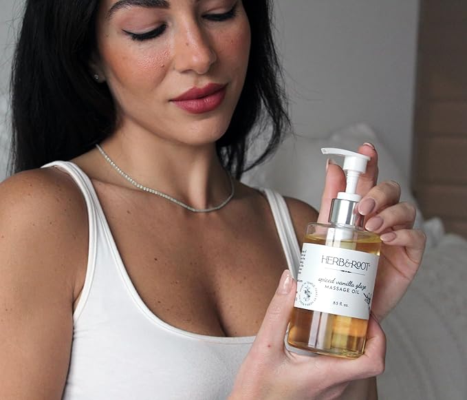 Spiced Vanilla Massage Oil with Warming Cinnamon, Made with Non-Sticky Plant-Based Oils That Leave The Skin Smooth