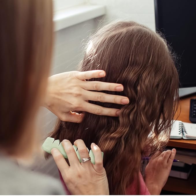 Geiserailie 2 Pieces Jade Combs Massage Stone Hair Gua Sha Scraping Scalp Comb Facial Massage Tool Multifunctional Handheld Head Tools Head Caring Therapy Mother's Day Gift(Square Style)