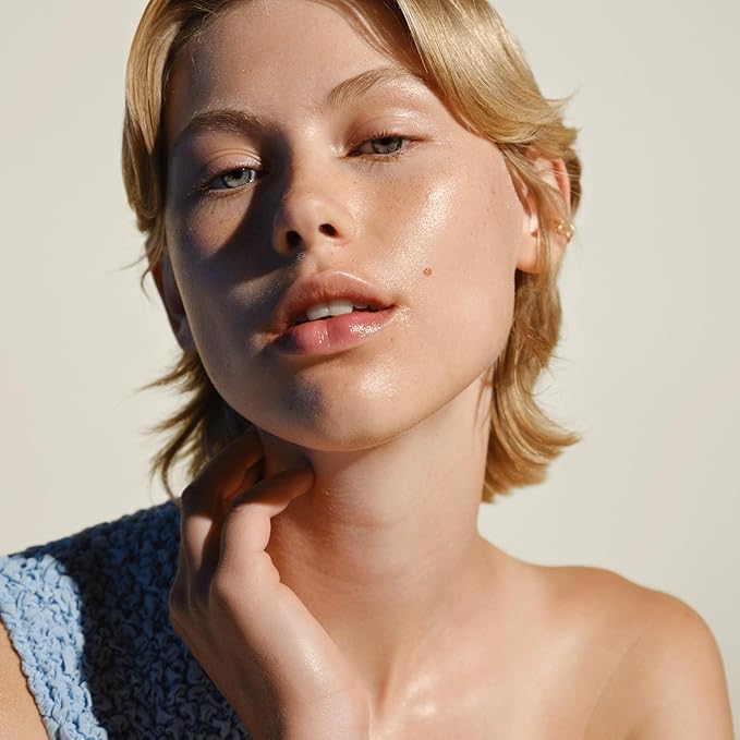 Lumene Nordic-C [Valo] Glow Renew Night Cream - Revitalizing Facial Moisturizer with Arctic Cloudberry, Hyaluronic Acid and Vitamin C - Radiance-Boosting Vegan Skin Care (1.7 oz)