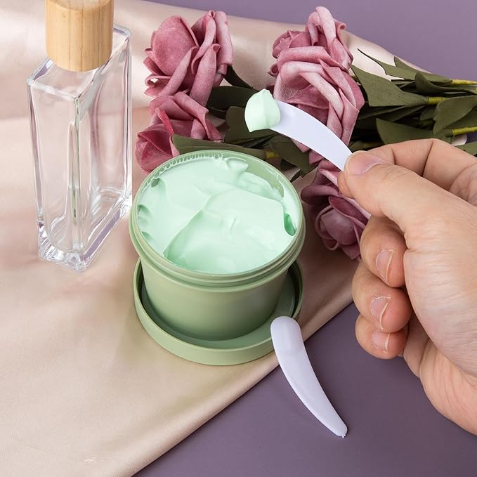 50PCS Cosmetic Spatulas, 2inch Small Makeup Spatula, Mini Plastic Skin Care Scoop, Face Mask Applicator, Facial Supplies for Estheticians Mixing and Sampling Women Girls